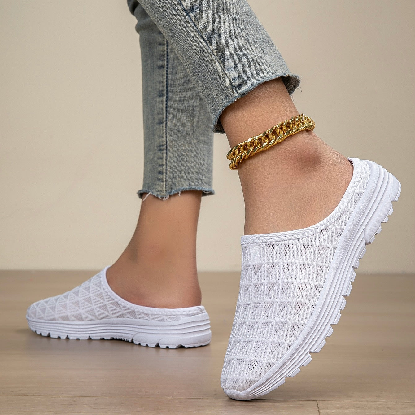 Brunilda | Breathable Flat Slipper