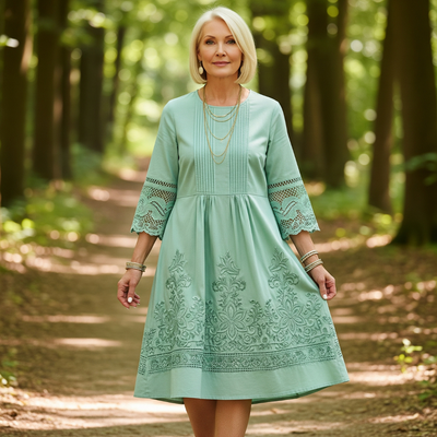 Leia™ - Elegant Lace Half-Sleeve V-Neck Dress for Women