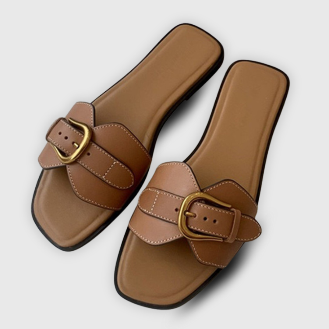 Maxime | Slippers with Buckle Design