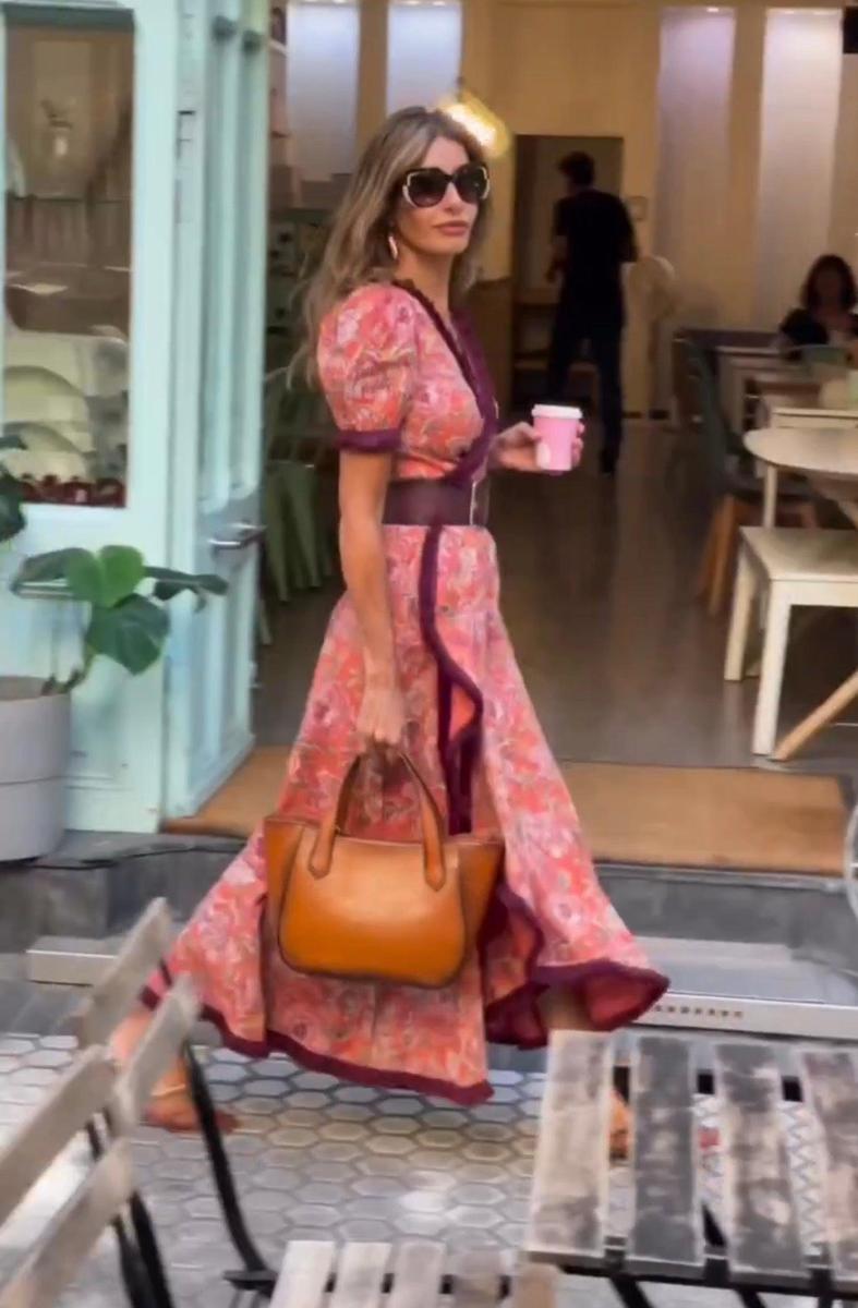 Jolien | Elegant long Dress with Short Puff Sleeves