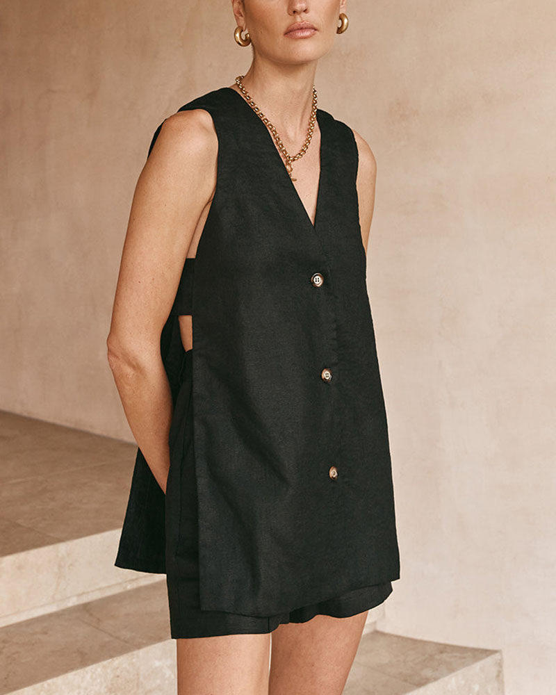 Fiona | Sleeveless Buttoned Set