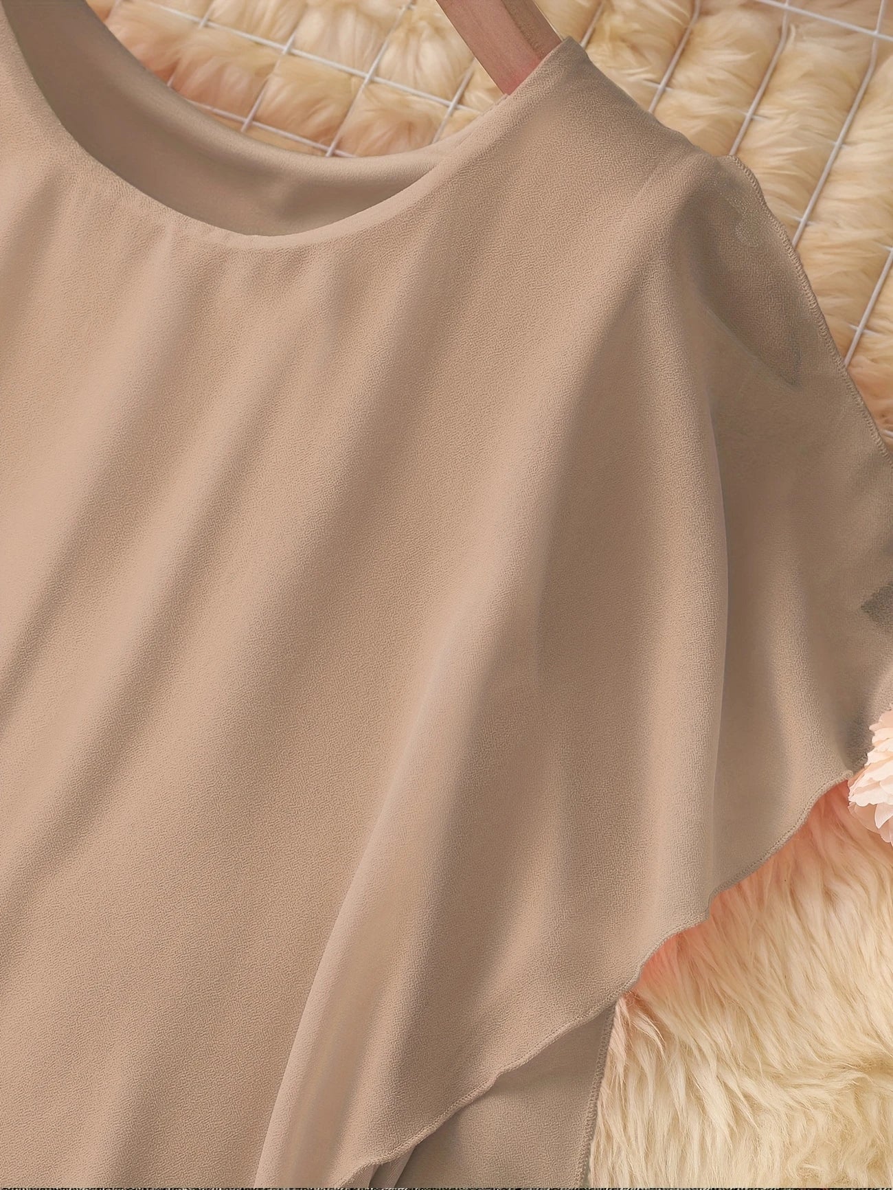 Maren | Elegant Midi Dress With Sleeveless