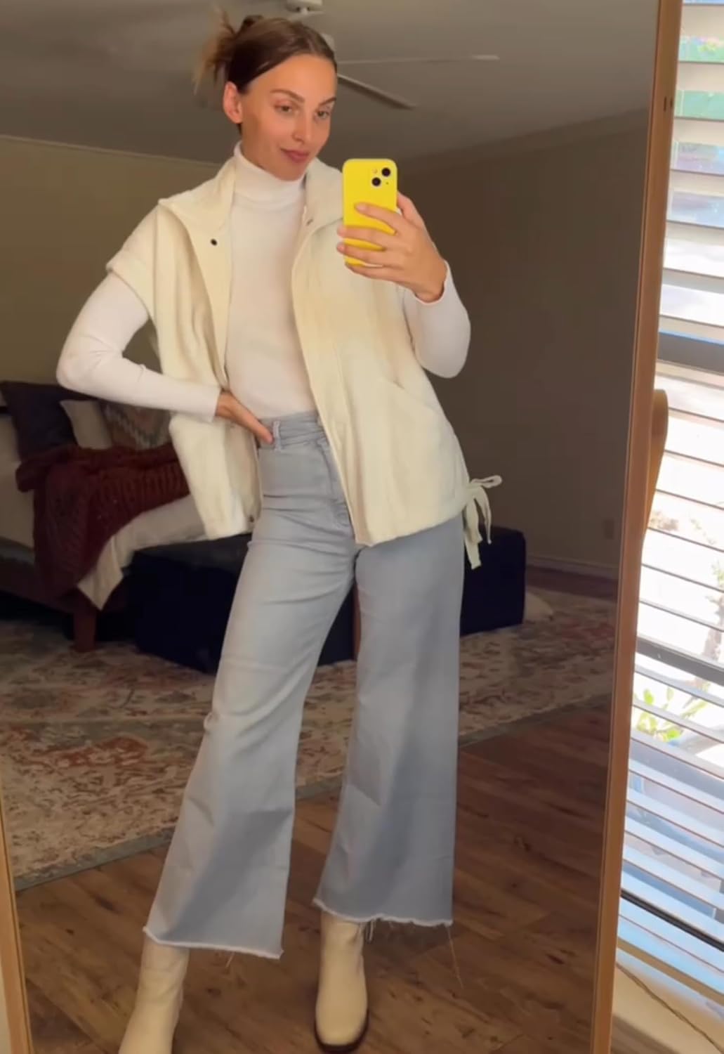 Ellen – Sleeveless Fuzzy Fleece Vest