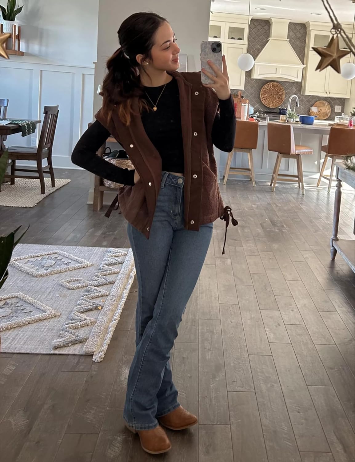 Ellen – Sleeveless Fuzzy Fleece Vest