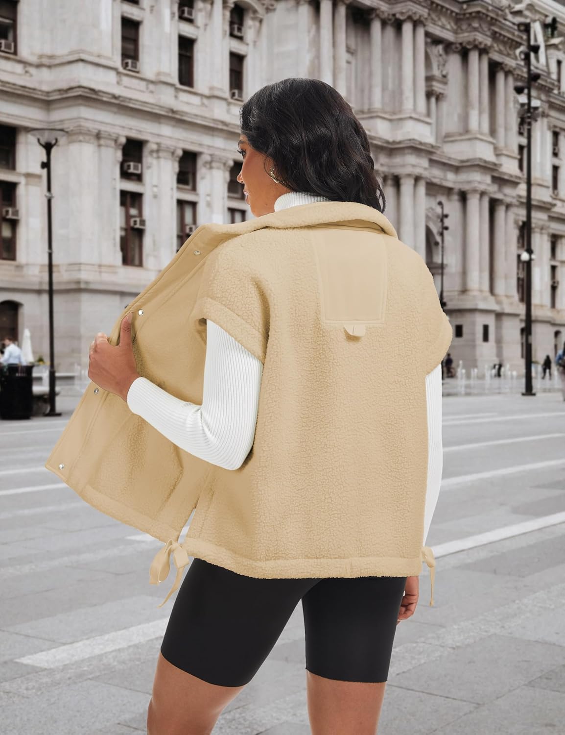 Ellen – Sleeveless Fuzzy Fleece Vest