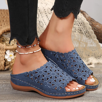 Lordy | Orthopaedic sandals with a comfortable wedge heel