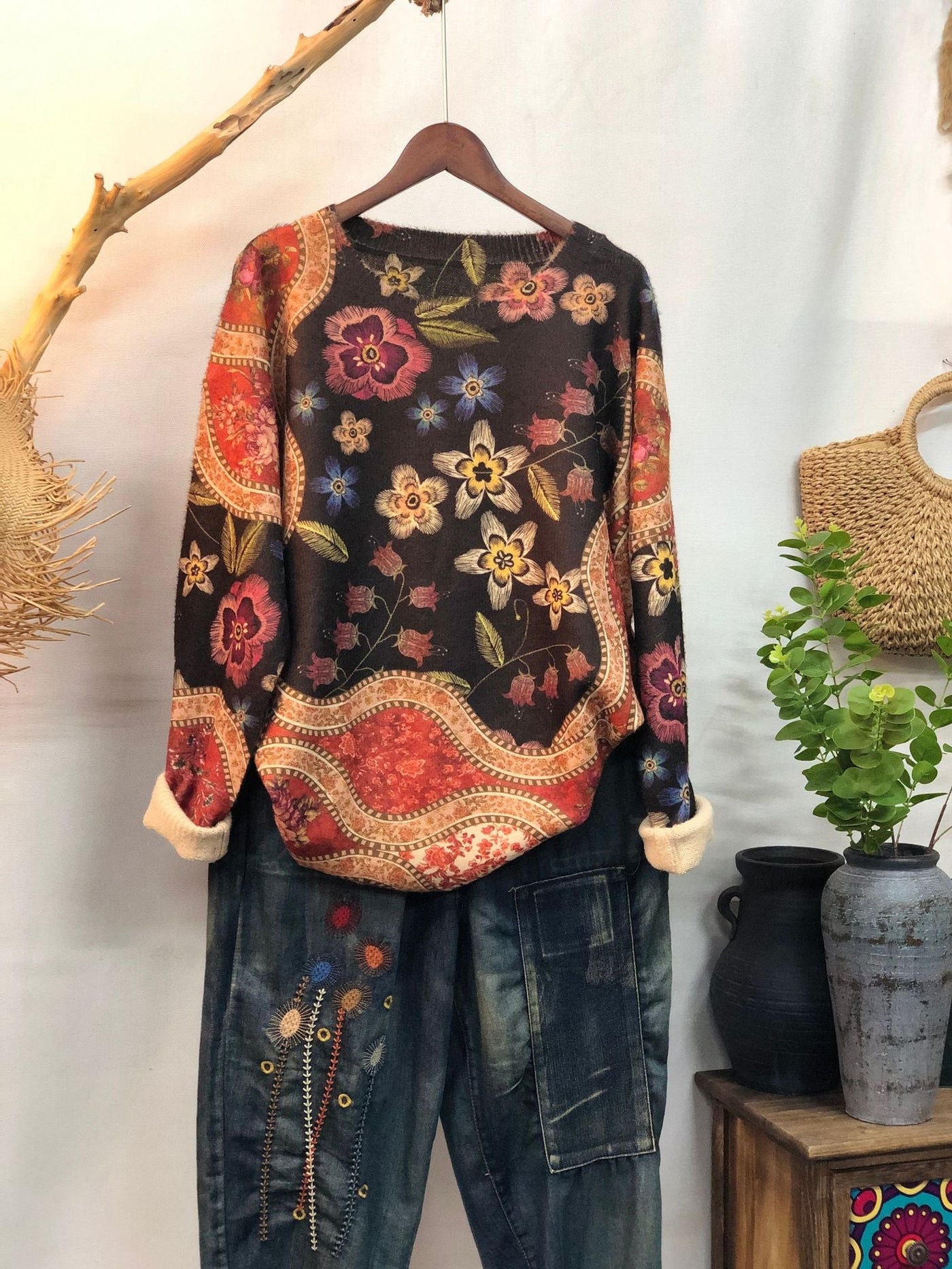 Ovelisse - Ultra-Soft Crewneck Sweater