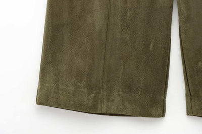 WHITE | Suede-style shorts