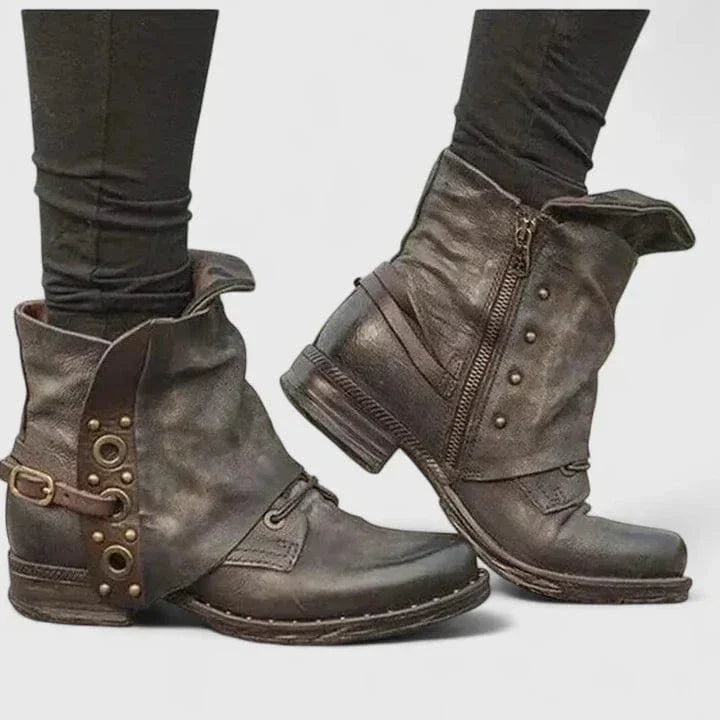 Savannah - Rivet Boots