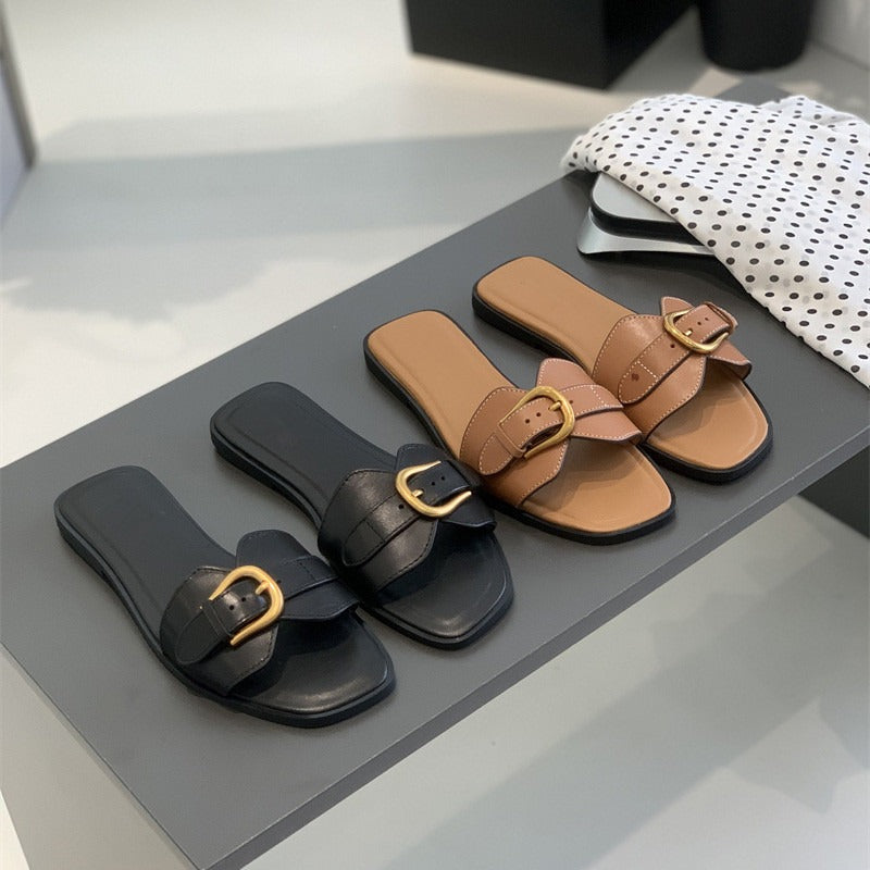 Maxime | Slippers with Buckle Design