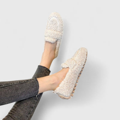 Solenne | Warm slippers with an elegant design