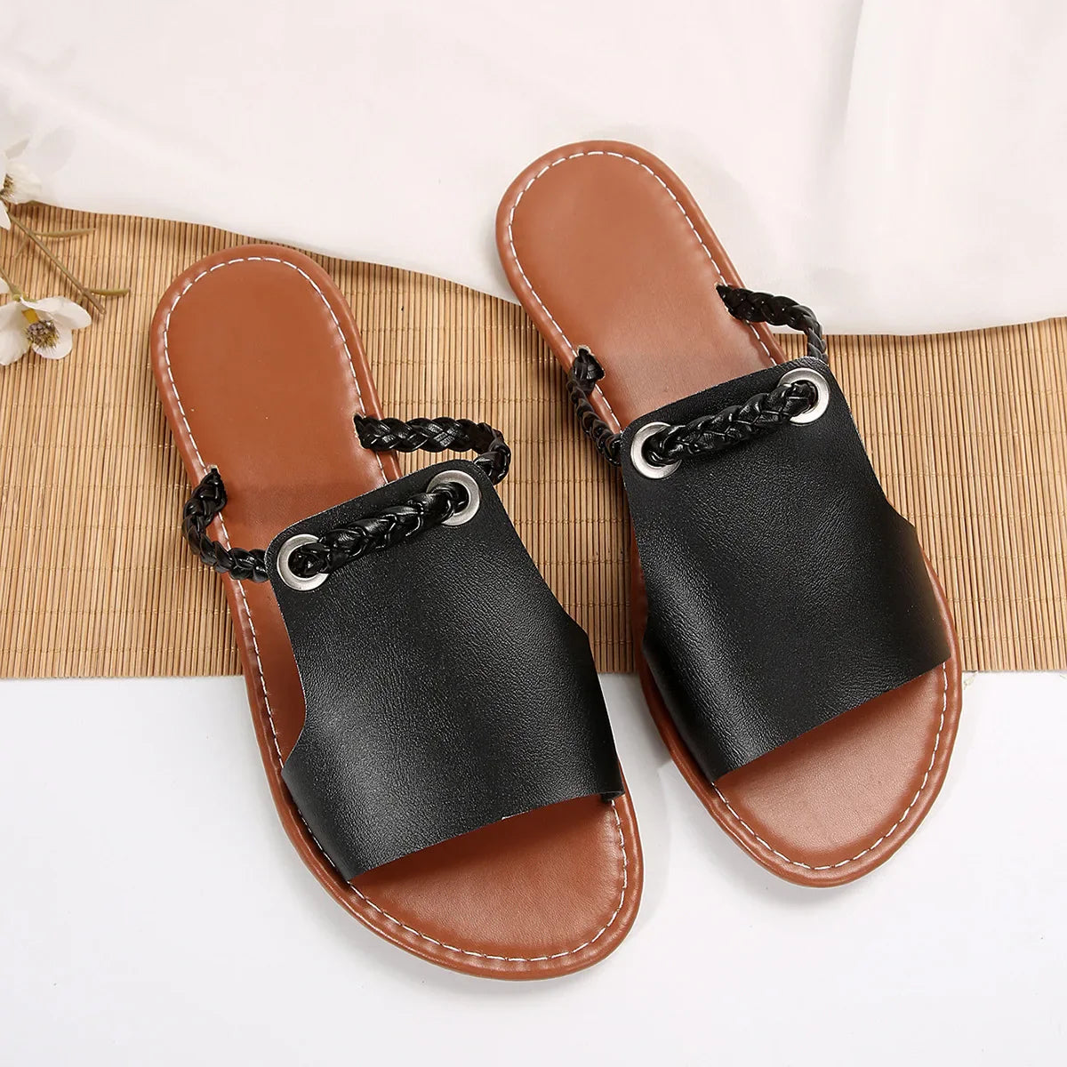 Rudy - Elegant Beach Sandals