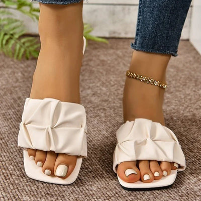 Olivia | Trendy Women's Slippers