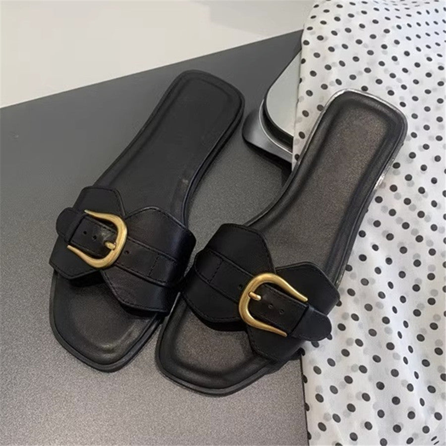 Maxime | Slippers with Buckle Design
