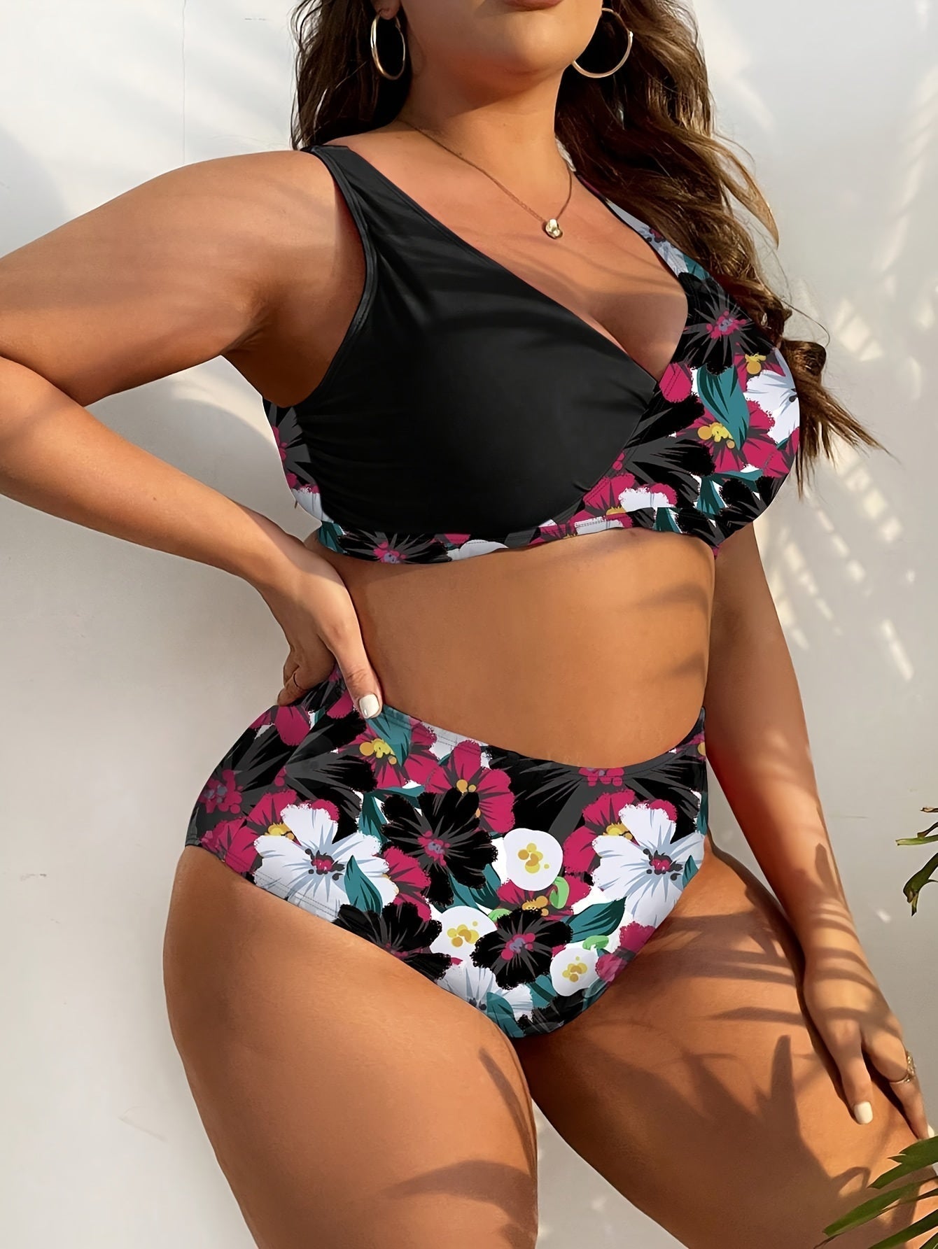 Mila | Two-Piece Bikini Set with Floral Print and High Waist