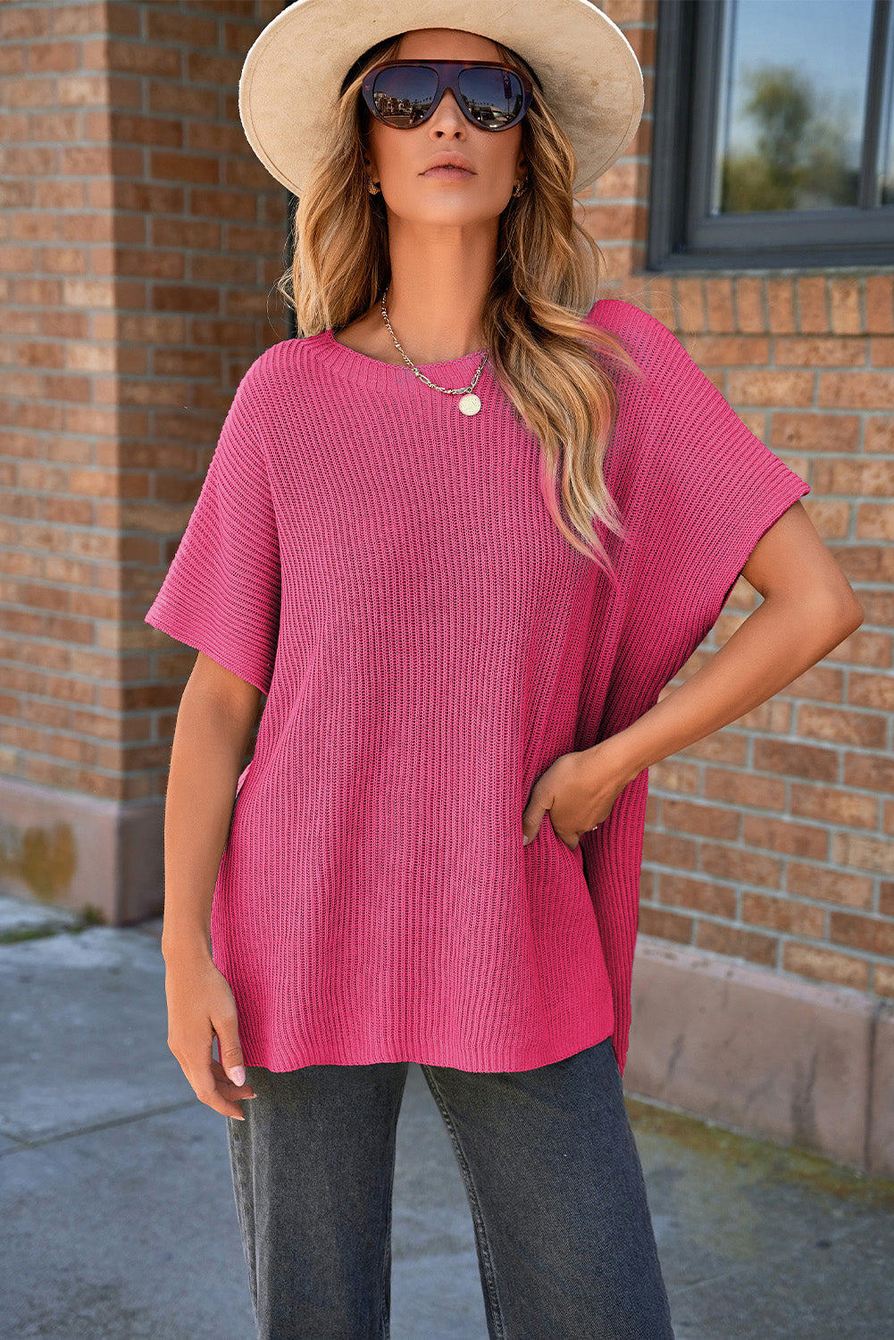 Eleonora – Comfortable Side Slit Sweater Top