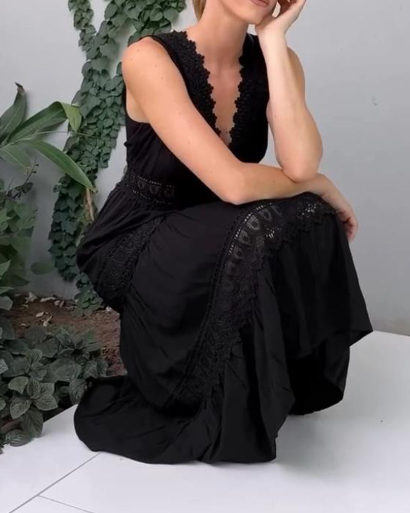 Ninfea - Sleeveless Boho Midi Dress with Lace Details